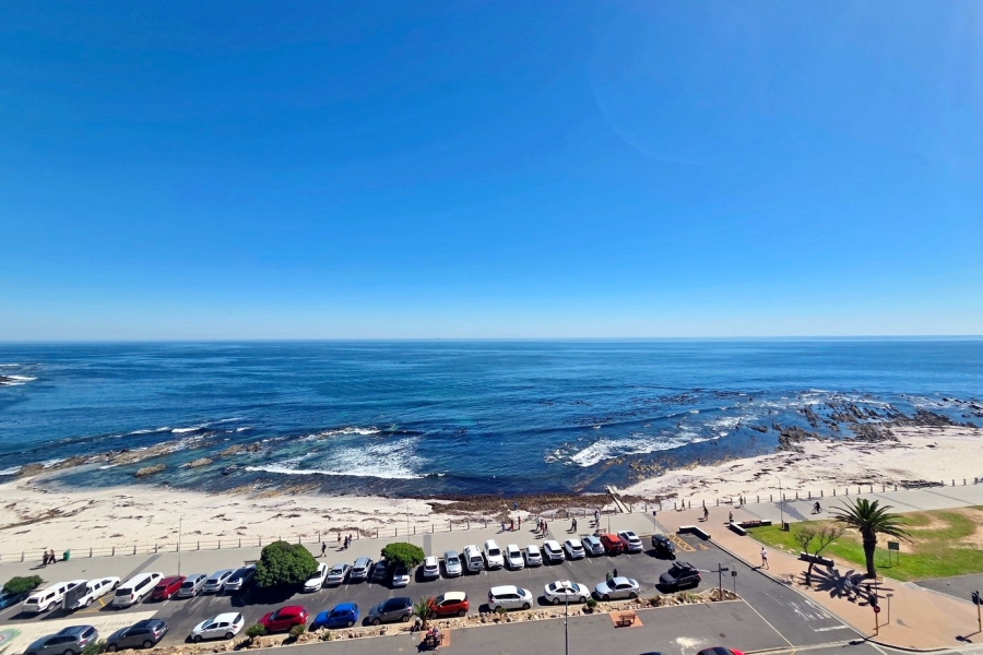 To Let 2 Bedroom Property for Rent in Sea Point Western Cape